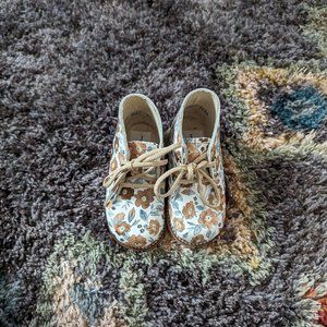 R&C Mon petit boot size 6